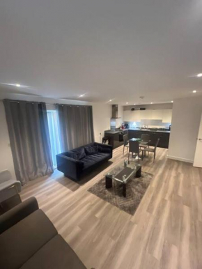2 bed luxury apartment